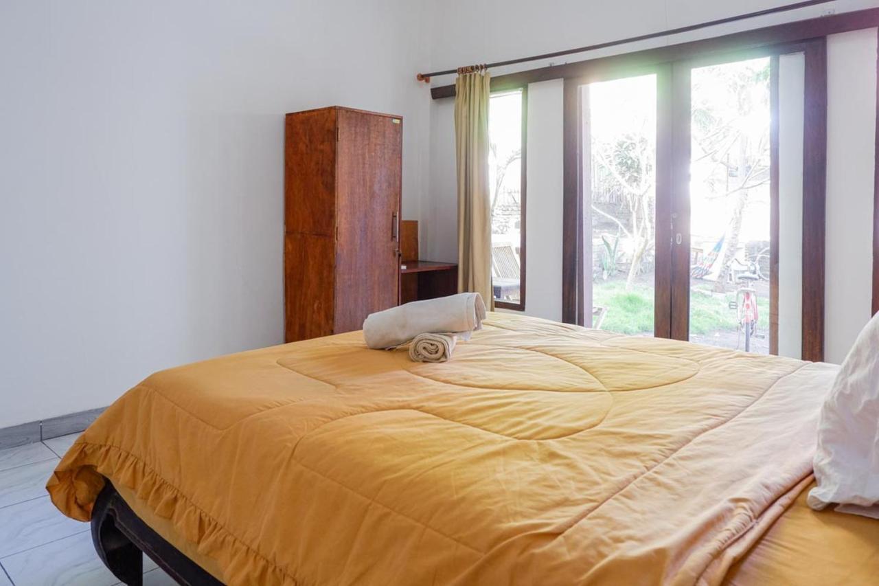 Bukit Garden Gili Trawangan Bed & Breakfast ภายนอก รูปภาพ