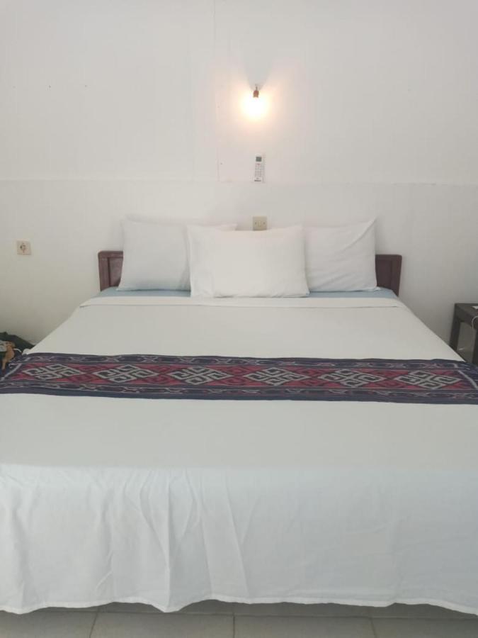 Bukit Garden Gili Trawangan Bed & Breakfast ภายนอก รูปภาพ